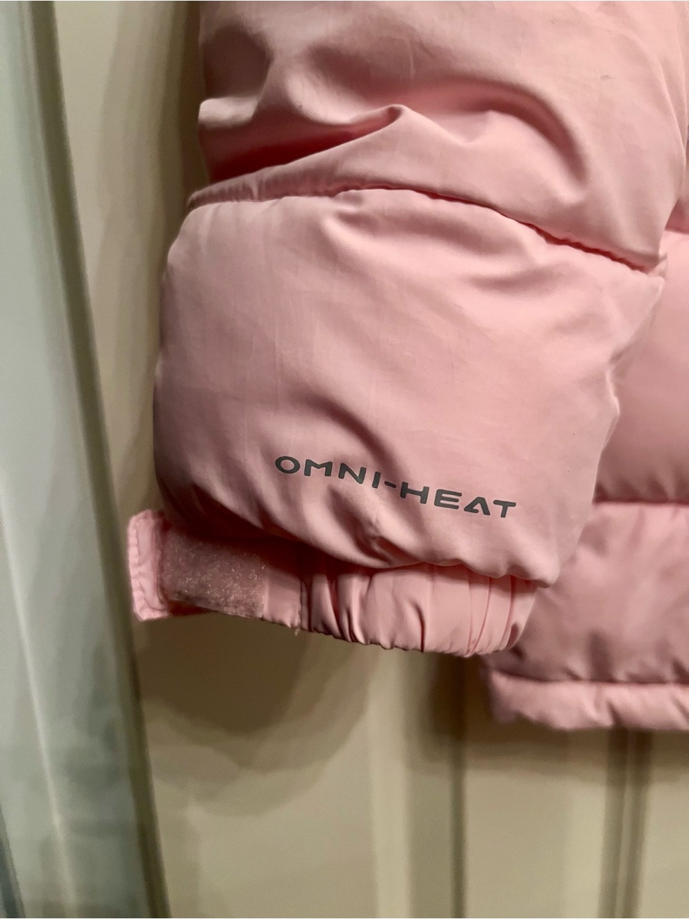 Columbia Light Pink Girls Puffer Jacket with Hood - Big Kids size medium 10 /12 - Picture 12 of 12
